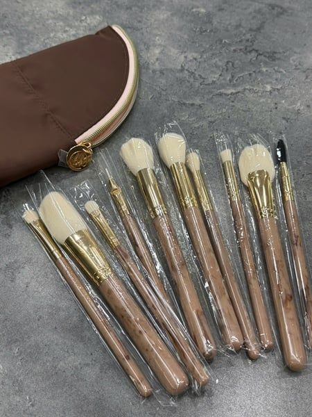 Bộ Cọ Trang Điểm 10 Cây Kèm Túi BH Cosmetics Lavish Elegance