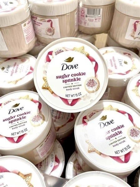 TẨY TẾ BÀO CHẾT DOVE BODY SCRUB LIMITED EDITION MỸ 425G (07/2028)