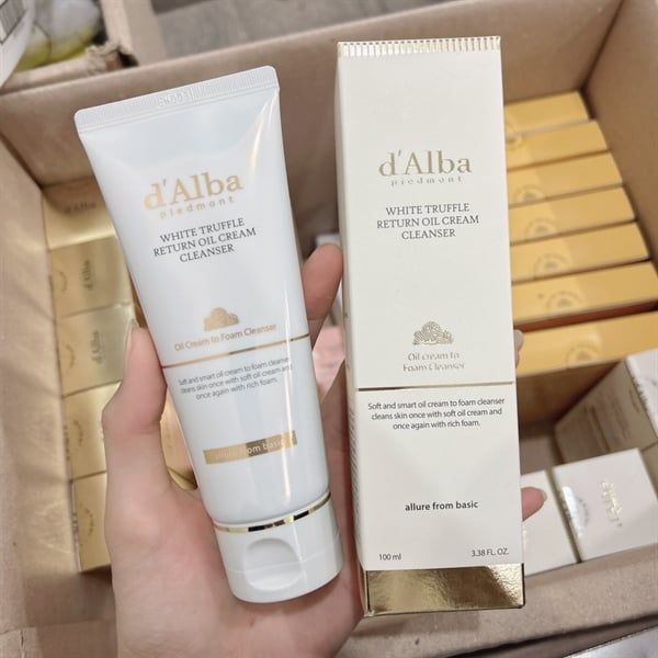 Sữa Rửa Mặt d'Alba White Truffle Return Oil Cream Cleanser Tube (02/2028)