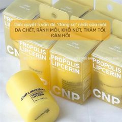 Dưỡng Môi CNP Keo Ong Propolis Lipcerin 15ml