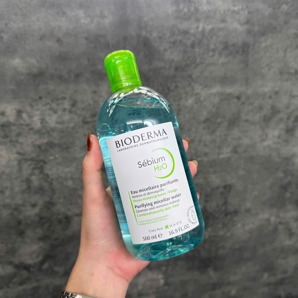 (Nắp Xanh Nhạt) Nước Tẩy Trang Bioderma 500ml (05/2028)