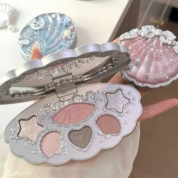 Phấn mắt 6 Ô Flower Knows Shell's Jewel Vỏ Sò