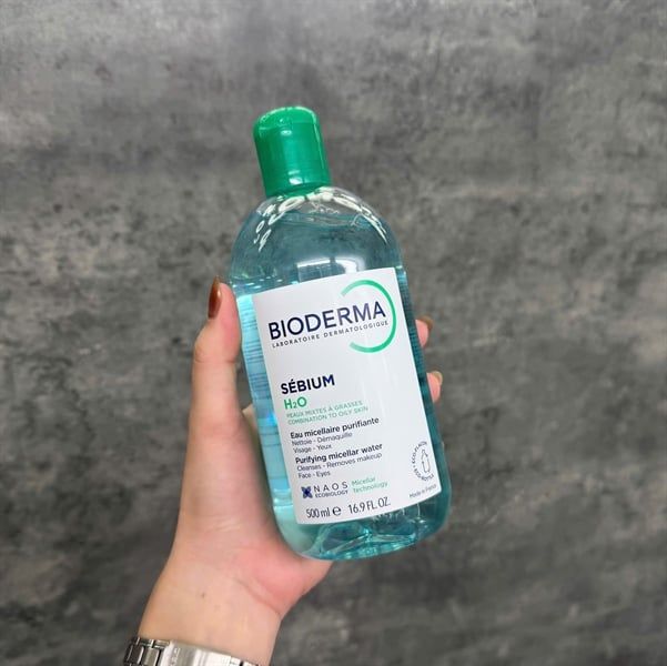 (Nắp Xanh Nhạt) Nước Tẩy Trang Bioderma 500ml (05/2028)