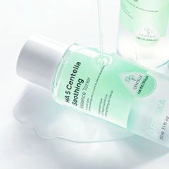 Nước hoa hồng Freska HA 5 Centella Soothing Essence Toner 210ml