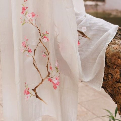 Khăn tơ lụa vẽ hoa