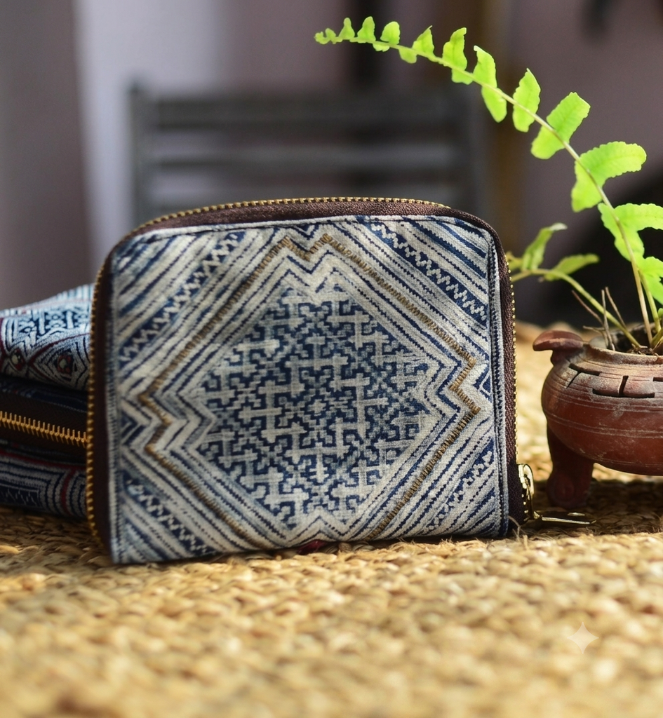 Ví vòng thổ cẩm nhỏ, Hoa Tiến/ Hoa Tien Handcrafted Small Brocade Pouch