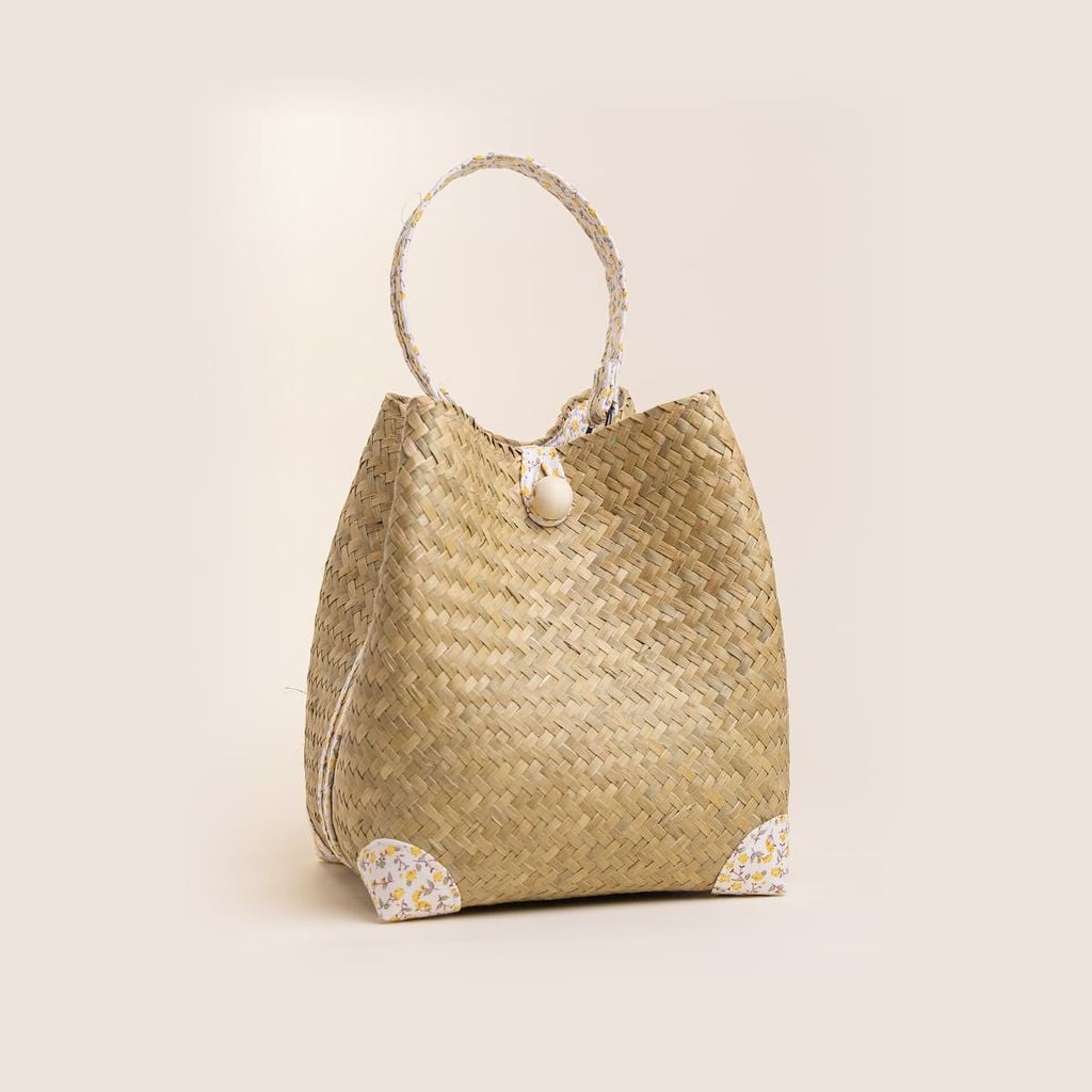 Túi đan tay cỏ bàng phối vải hoa, Huế / Seagrass floral handbag