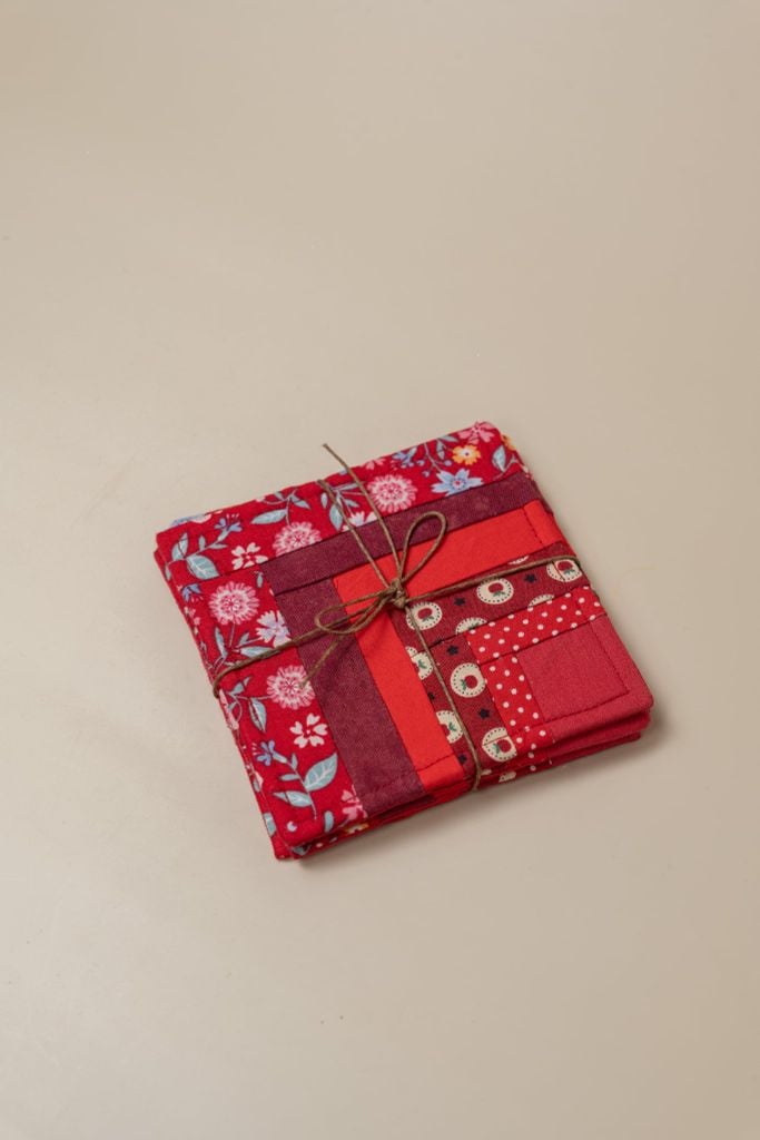 Set lót ly kantha 4 cái