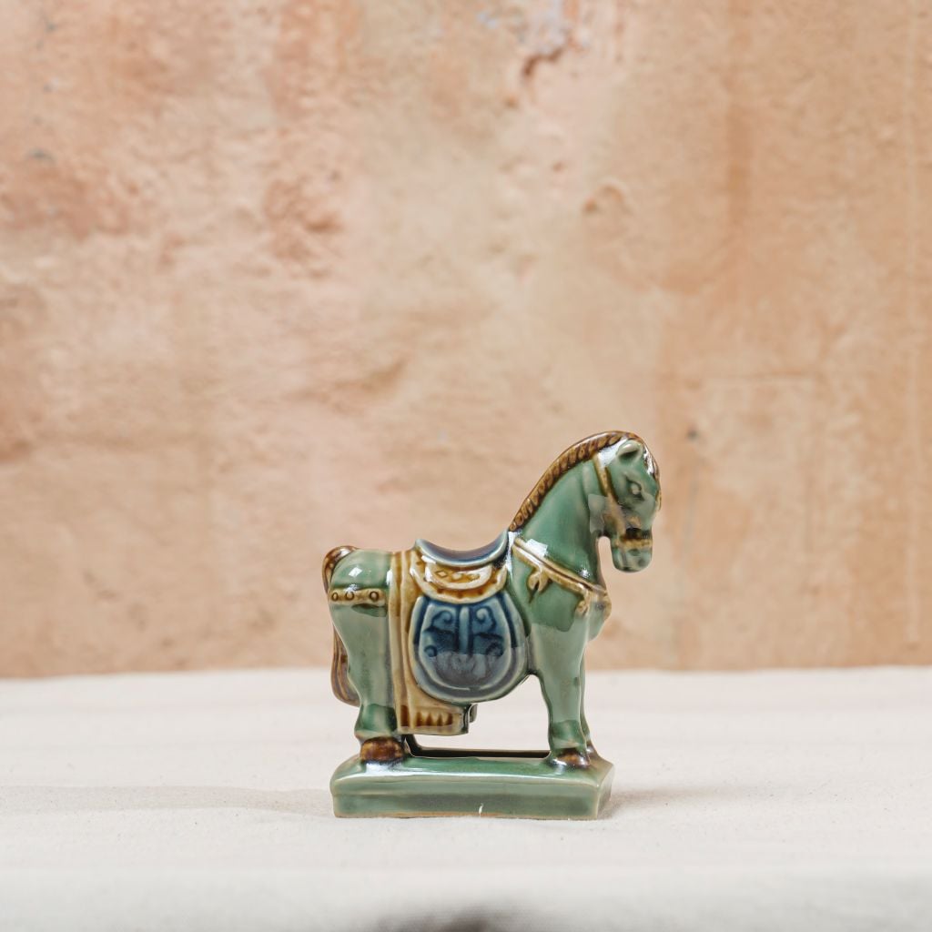 Ngựa cổ điển nhỏ lục/lam(10x5x10cm)