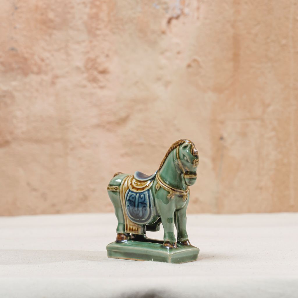 Ngựa cổ điển nhỏ lục/lam(10x5x10cm)