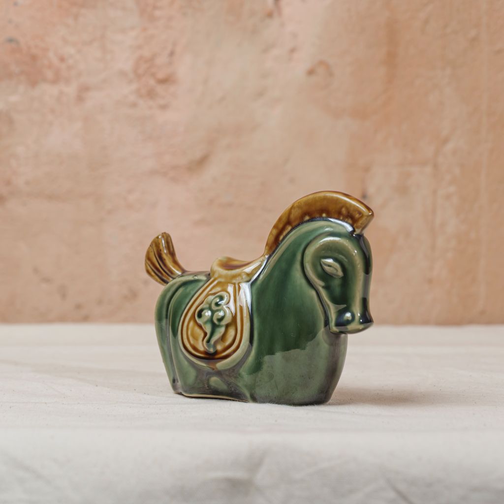 Ngựa mây cách điệu lục/lam (15x3x12cm)