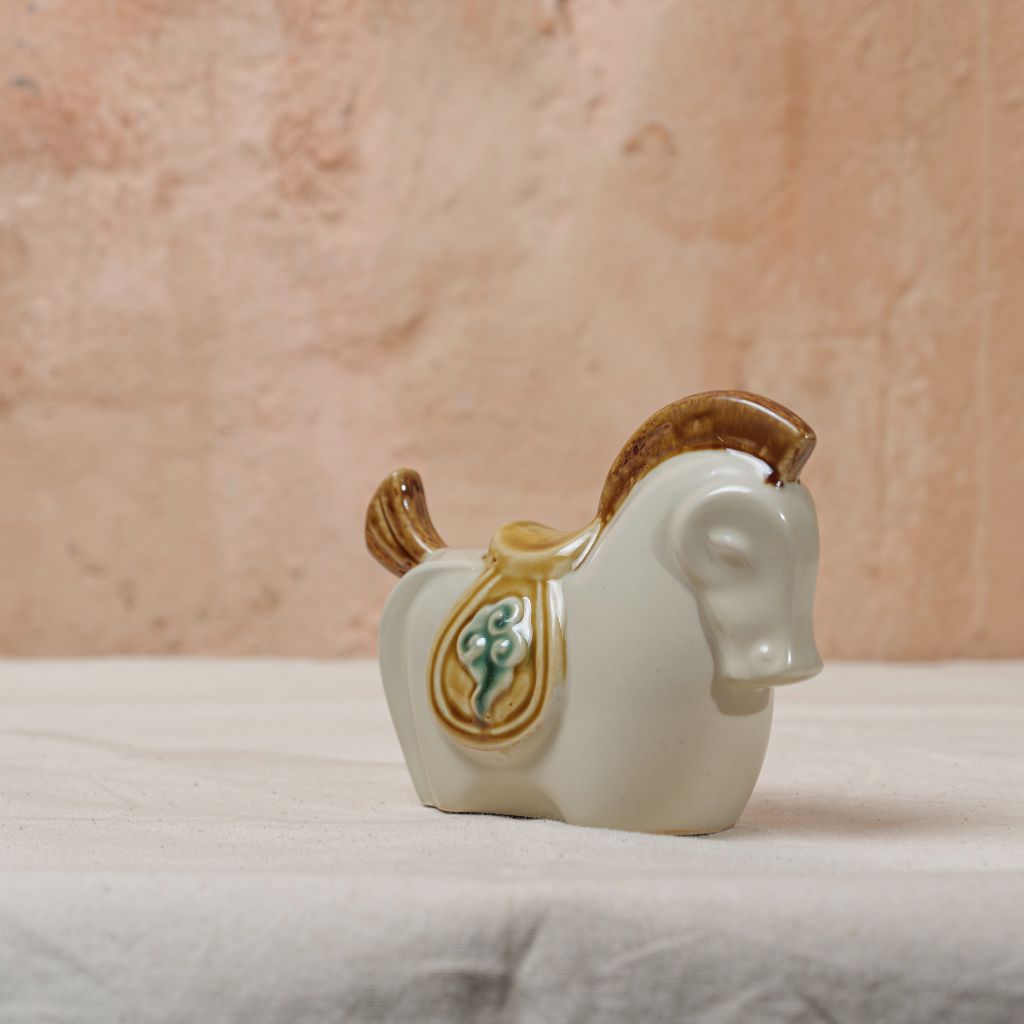 Ngựa mây cách điệu lục/lam (15x3x12cm)