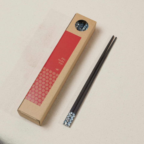 HỘP 10 Đũa nghệ nhân - Gỗ mun   khảm trai