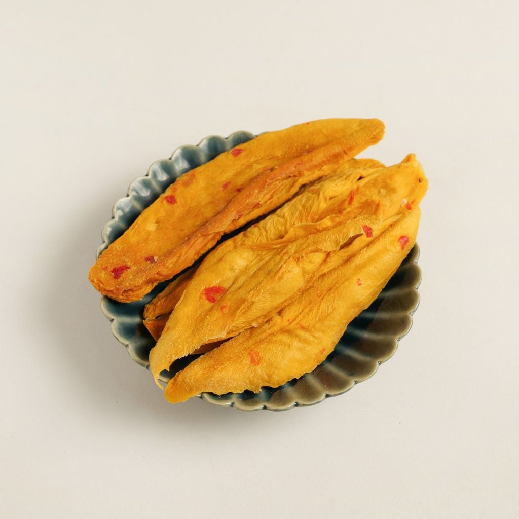 Xoài Cát Chu mặn cay - Cat Chu Mango with salt and chili