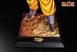  Capsule Studio - Goku SSJ4 - Dragon Ball 