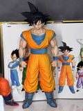  Star Track Studio - Goku - Dragon Ball 