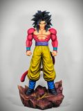  Cloud Track Studio - Goku SSJ4 - Dragon Ball 