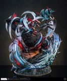  Hertz x Large Studio - Levi Ackerman VS Titan Beast 2.0 - Attack on titan 