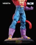  Capsule Studio - Vegeta SSJ4 - Dragon Ball 