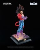  Capsule Studio - Vegeta SSJ4 - Dragon Ball 