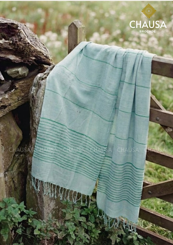  Khăn Choàng Sợi Tơ Tằm Thủ Công Dân Tộc Thái Trắng - Được dệt từ 100% tơ tằm tự nhiên, nhuộm loang thủ công, áp dụng công thức mới 