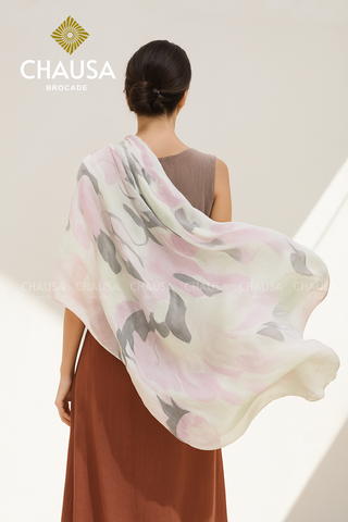  Khăn Choàng Sợi Tơ Tằm Thủ Công Dân Tộc Thái Trắng - Được dệt từ 100% tơ tằm tự nhiên, nhuộm loang thủ công, áp dụng công thức mới 