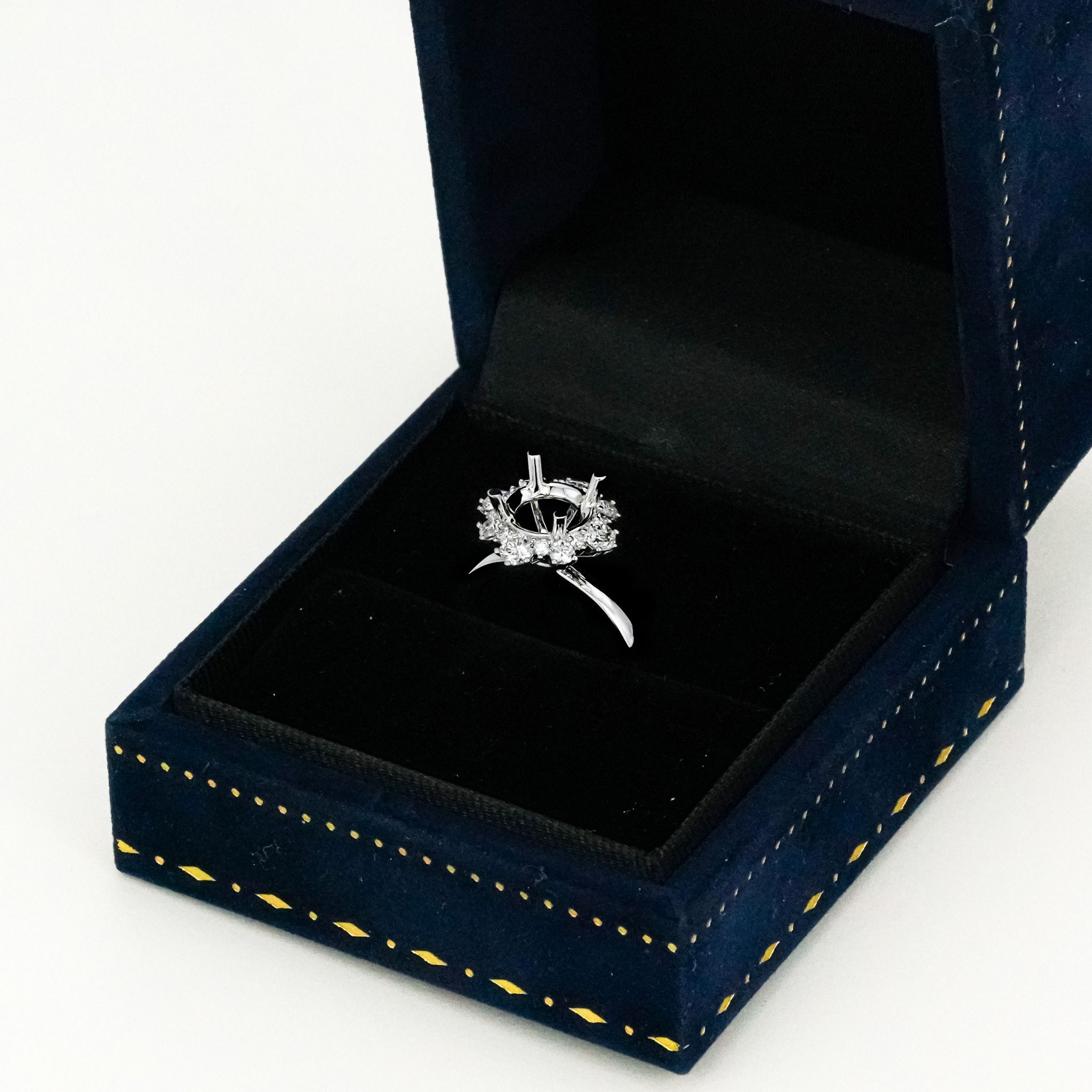 FLORAL HALO-STYLE SEMI-SET RING