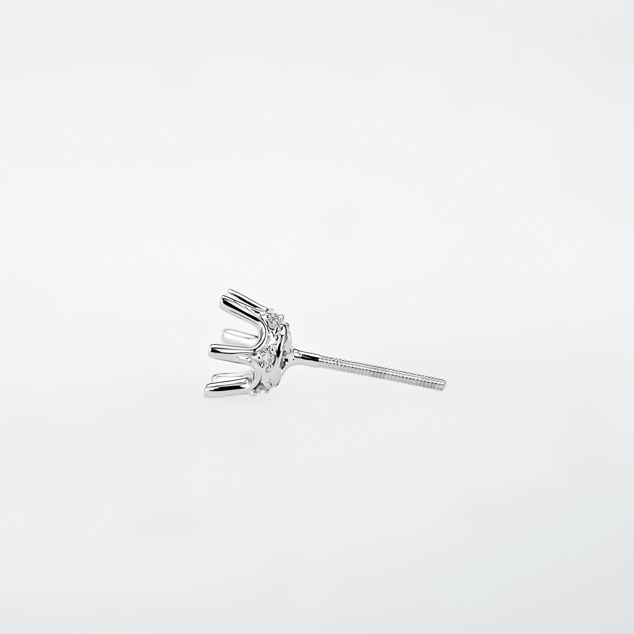 CLASSIC SEMI-SET STUD EARRINGS