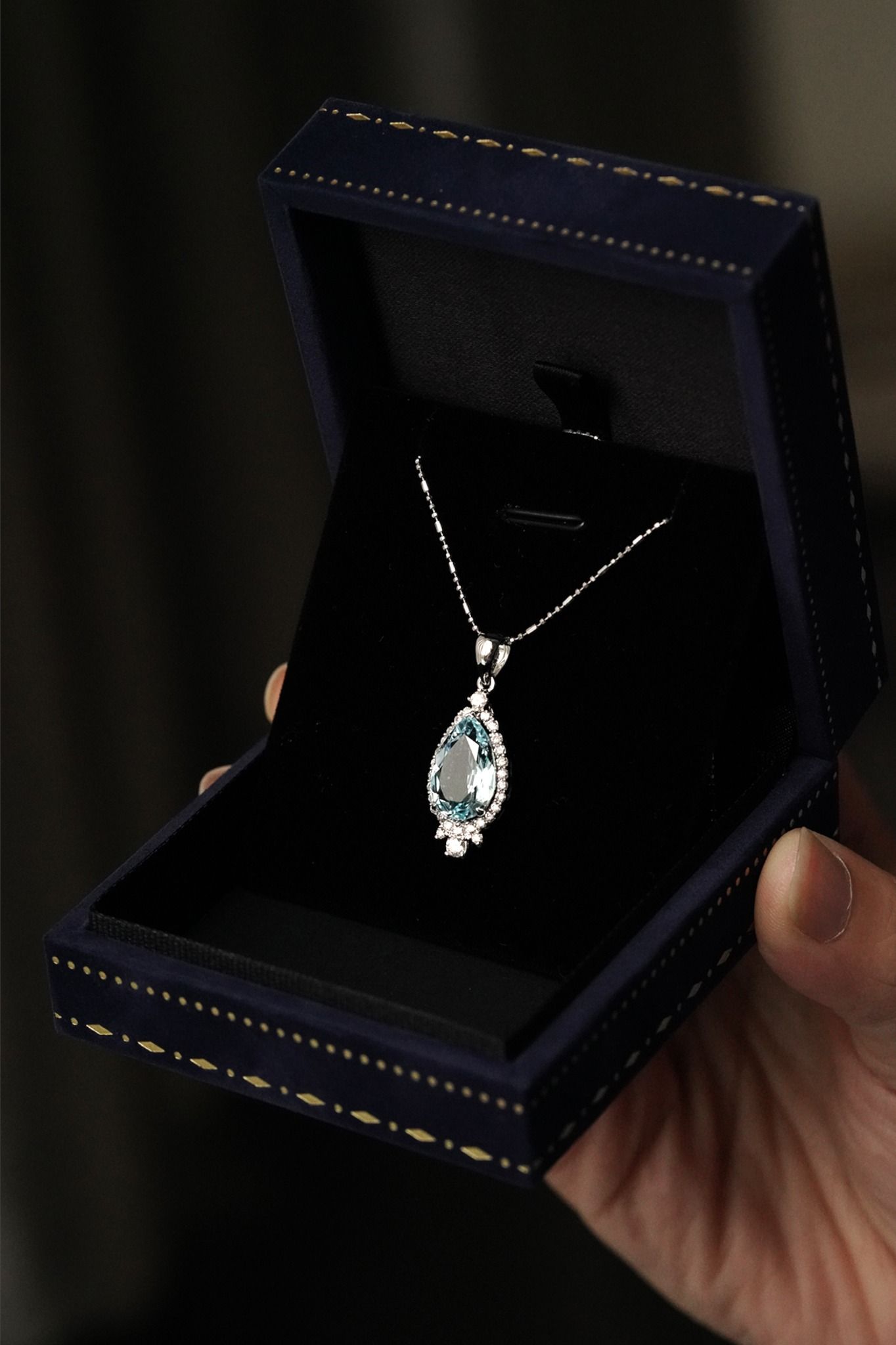 ACCENTED GEMSTONE PENDANT