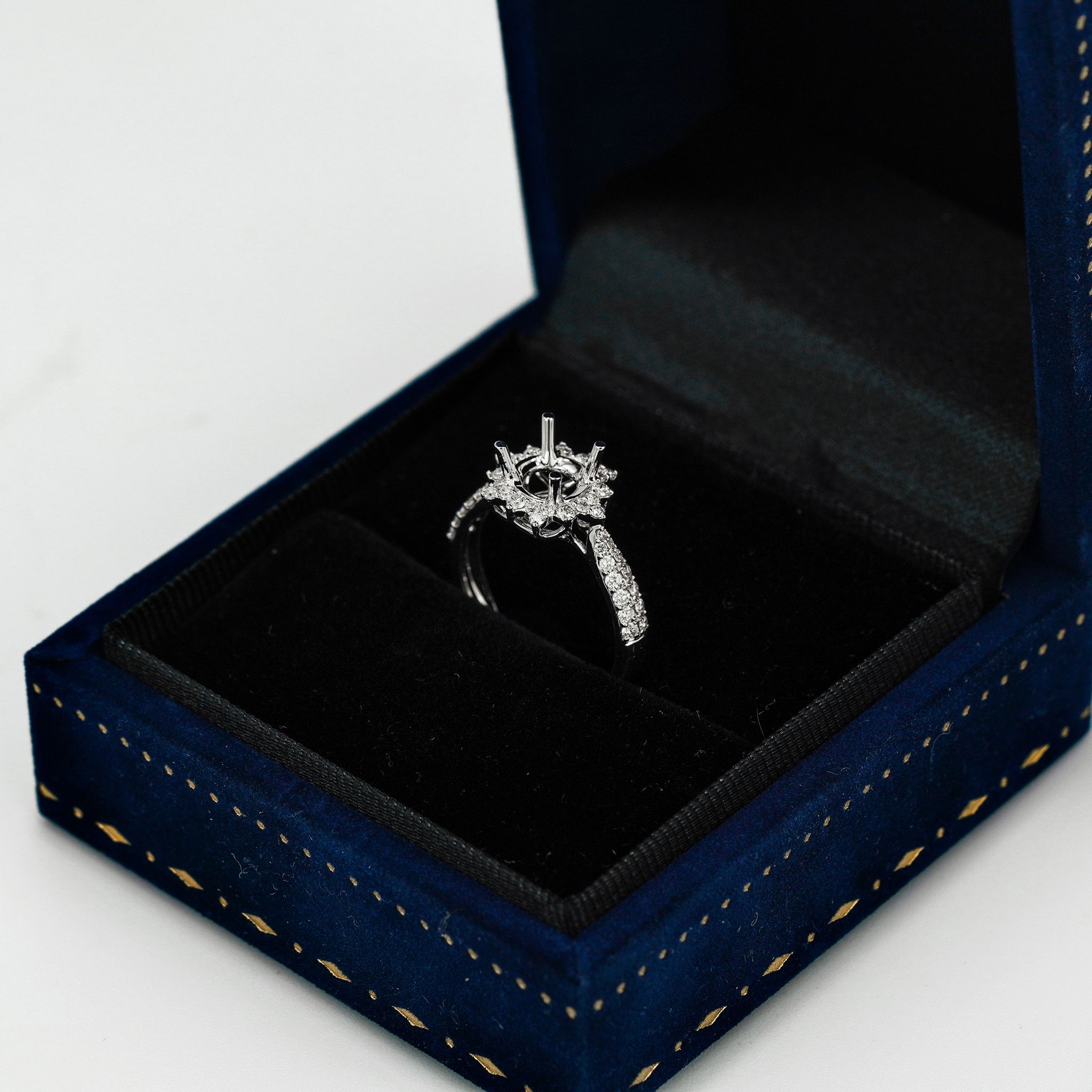 ACCENTED SNOWFLAKE SEMI-SET ENGAGEMENT RING