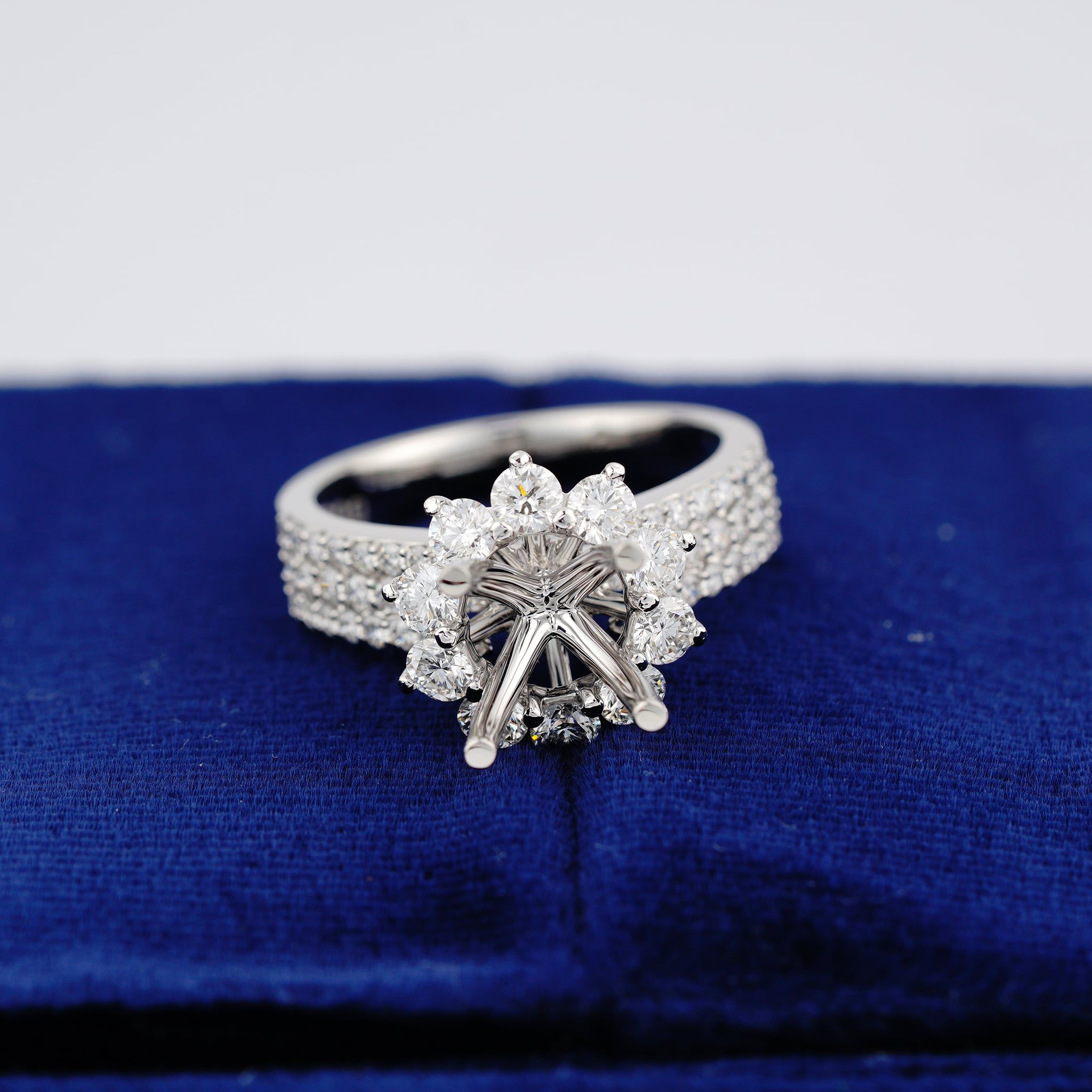 FLORAL HALO TRIPLE-ROW SEMI-SET RING