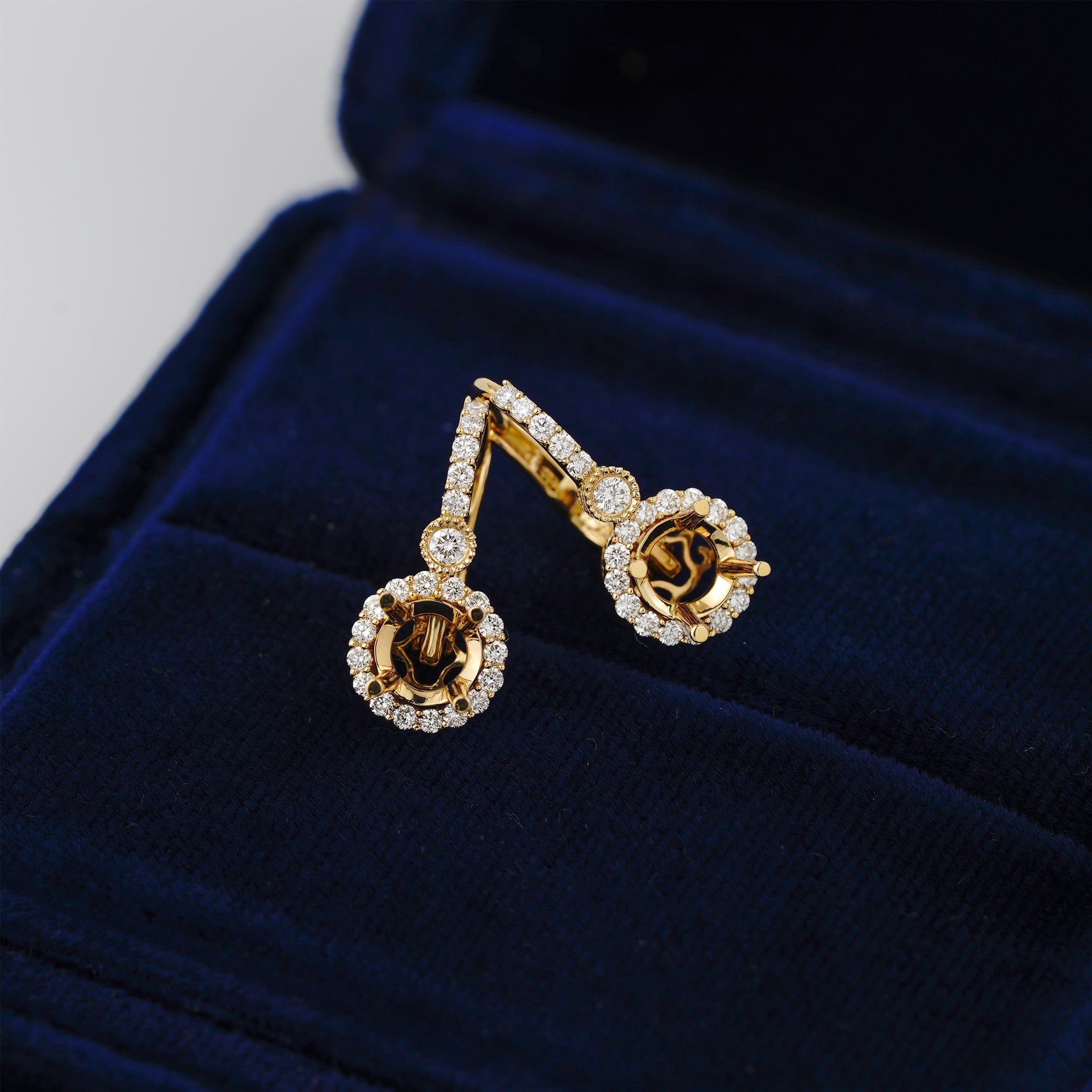 HALO SEMI-SET LEVERBACK EARRINGS