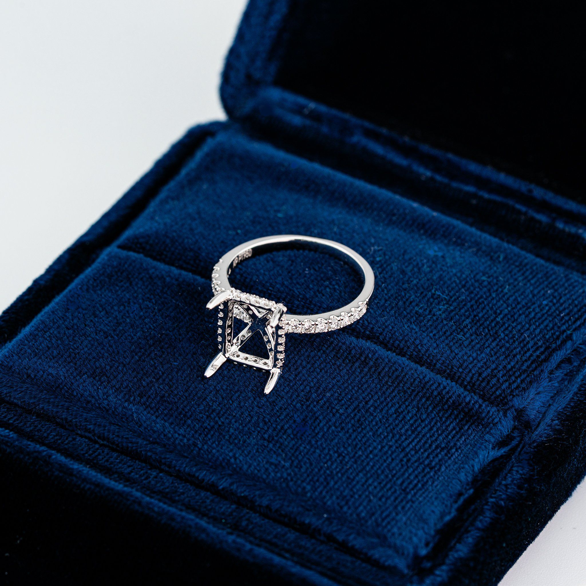 PAVÉ SEMI-SET ENGAGEMENT RING