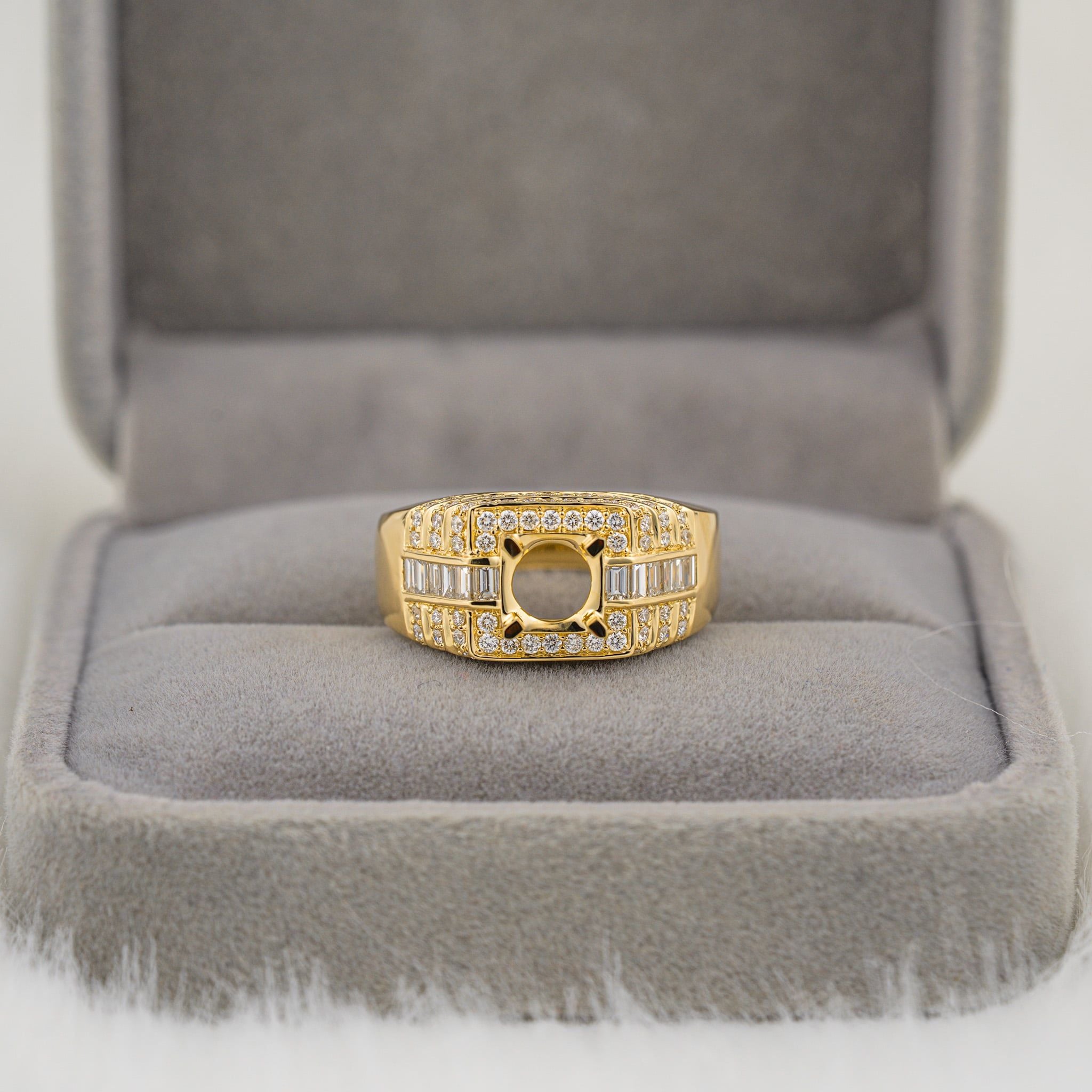MULTI-TIERED SEMI-SET MEN RING