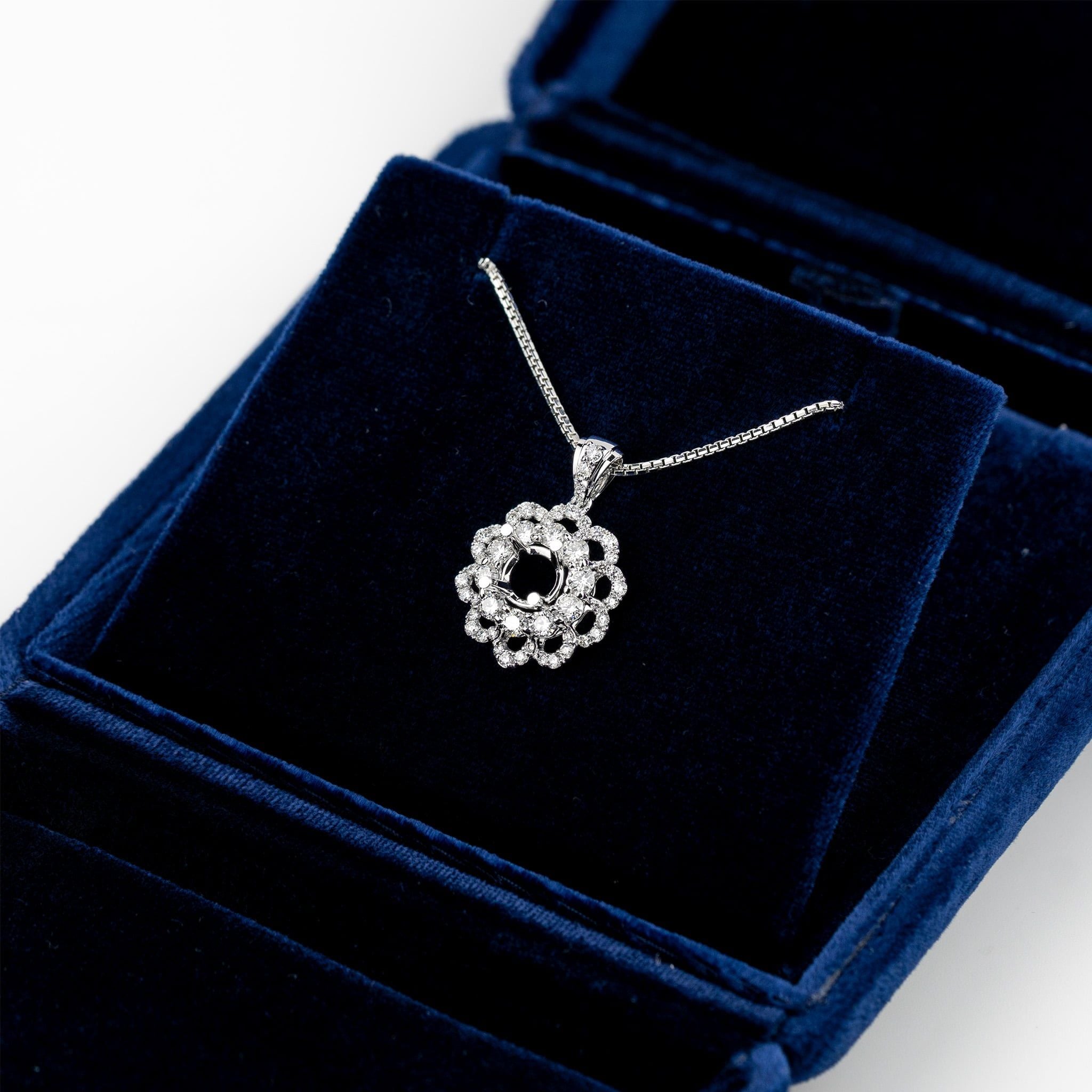 PETAL HALO SEMI-SET PENDANT