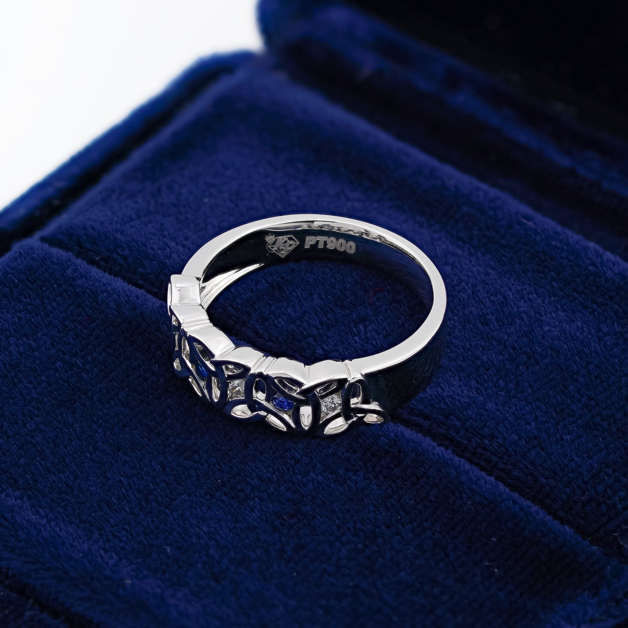CELTIC KNOT BAND