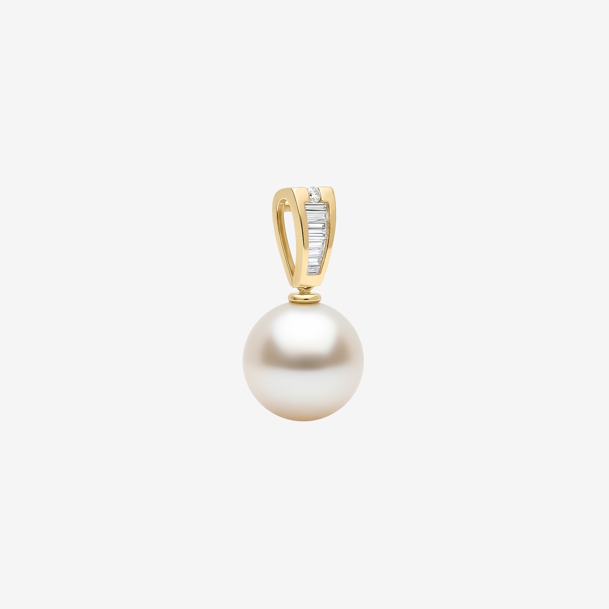 ACCENTED PEARL PENDANT