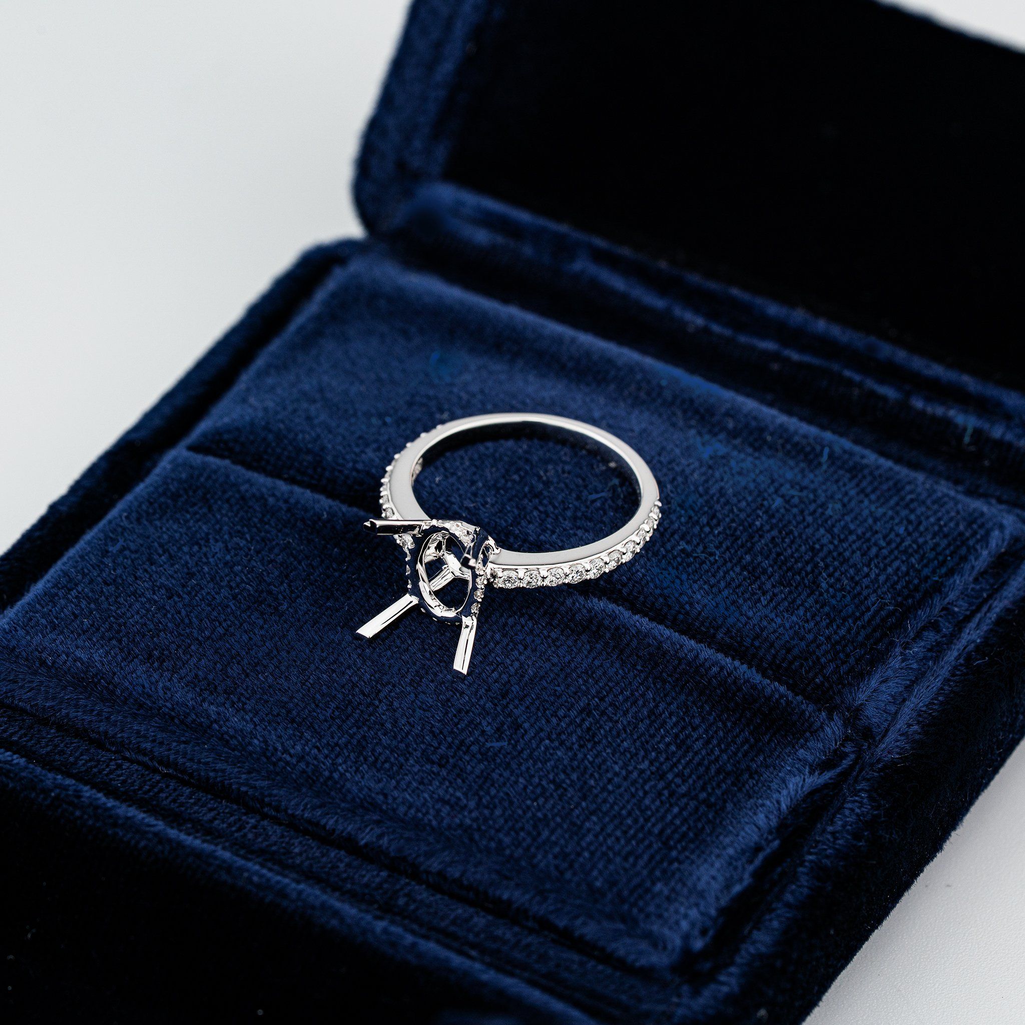 PAVÉ SEMI-SET ENGAGEMENT RING