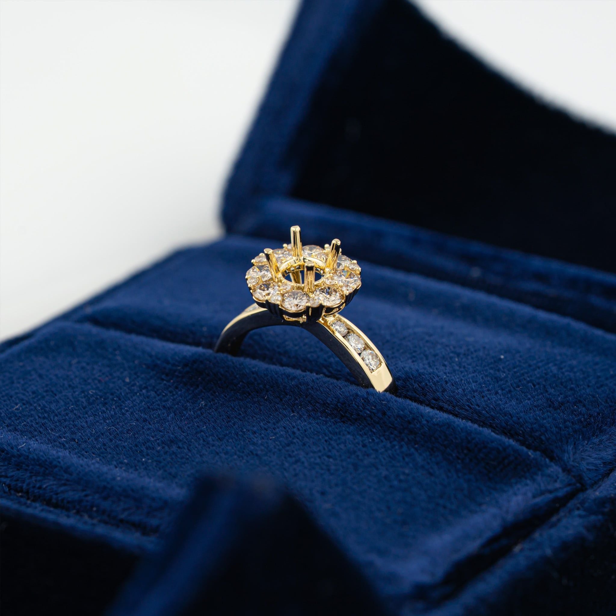 HALO SEMI-SET RING