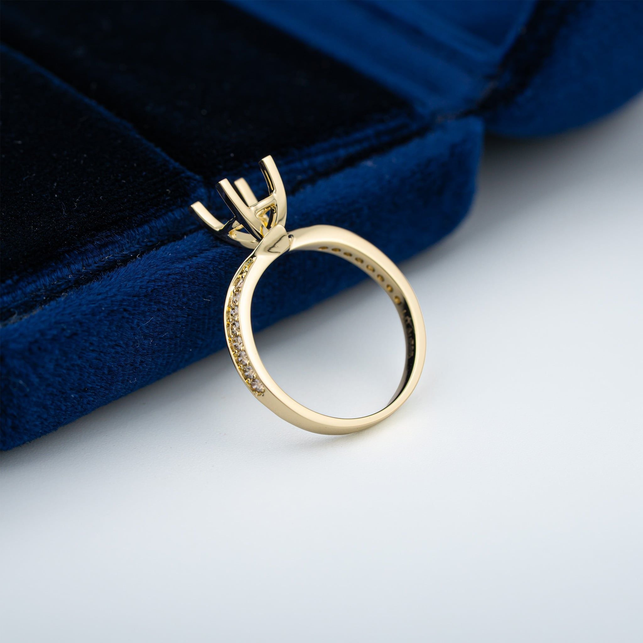 SWIRL SHOULDER SEMI-SET RING