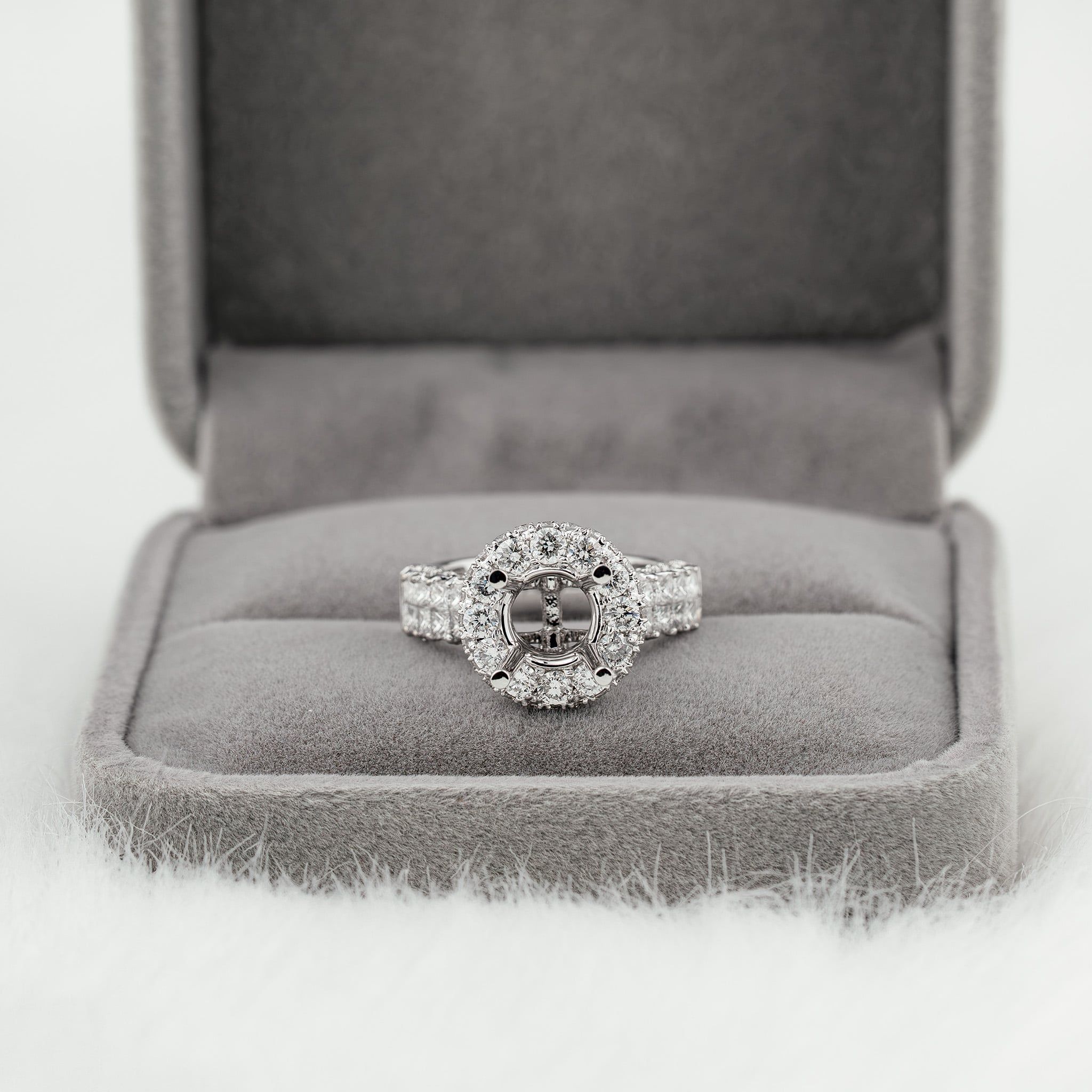 ICED HALO SEMI-SET RING