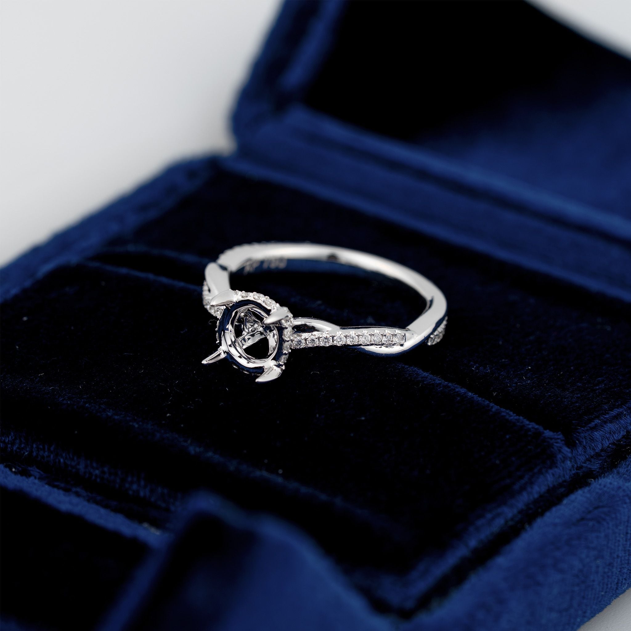 TWSITED SHANK UNDER HALO SEMI-SET RING