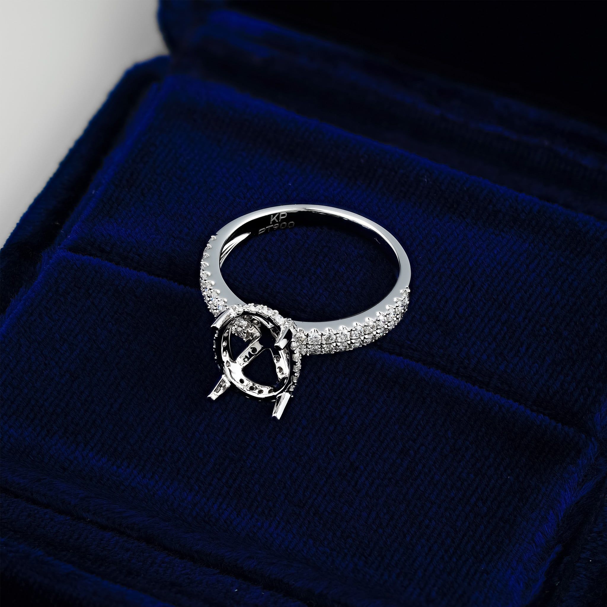 OVAL UNDER HALO SEMI-SET RING