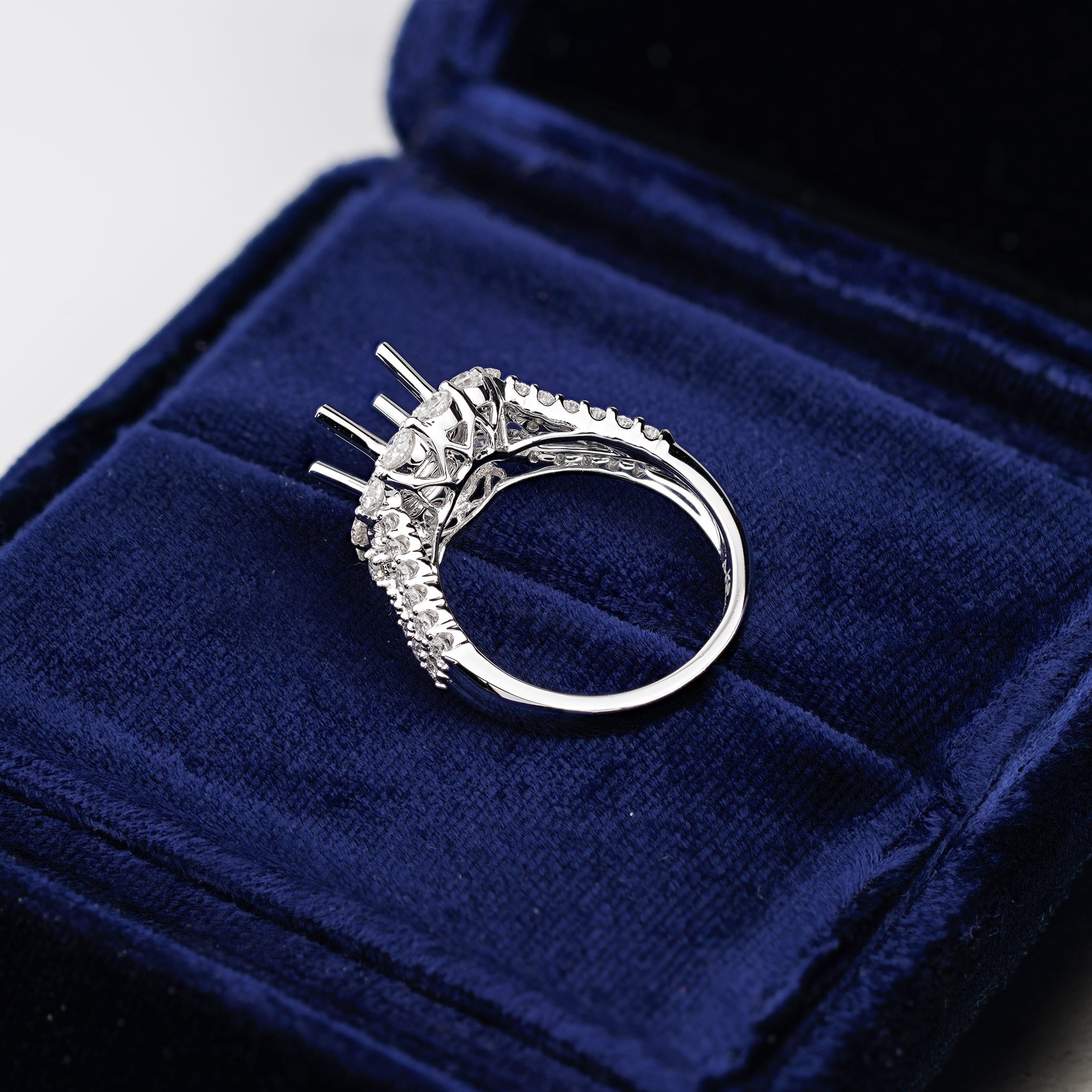 HALO SEMI-SET RING