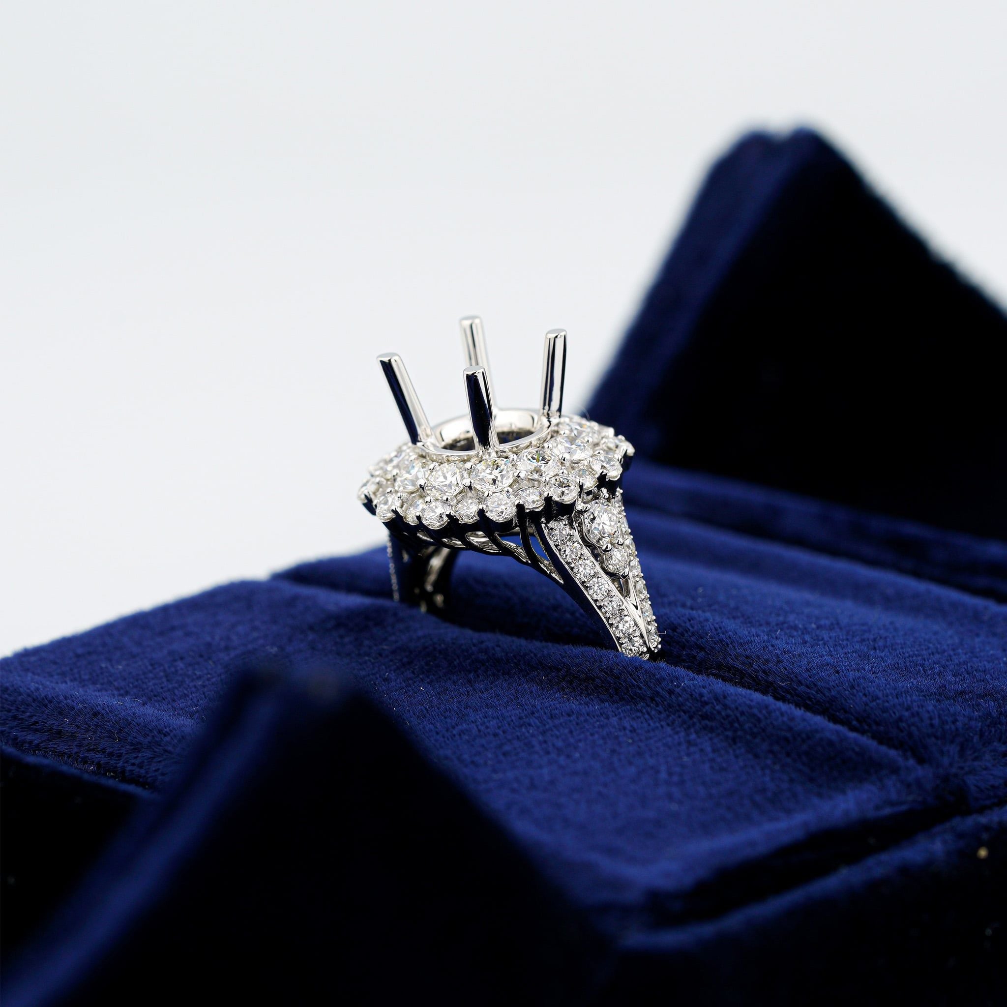 DOUBLE HALO SEMI-SET RING