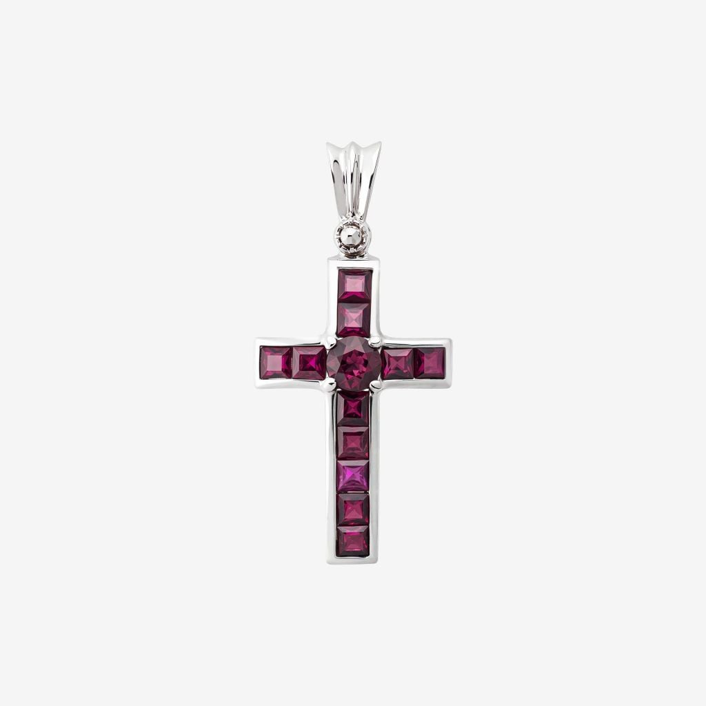  CHANNEL-SET CROSS PENDANT 