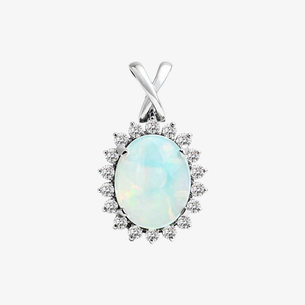  OVAL FLORAL HALO PENDANT 