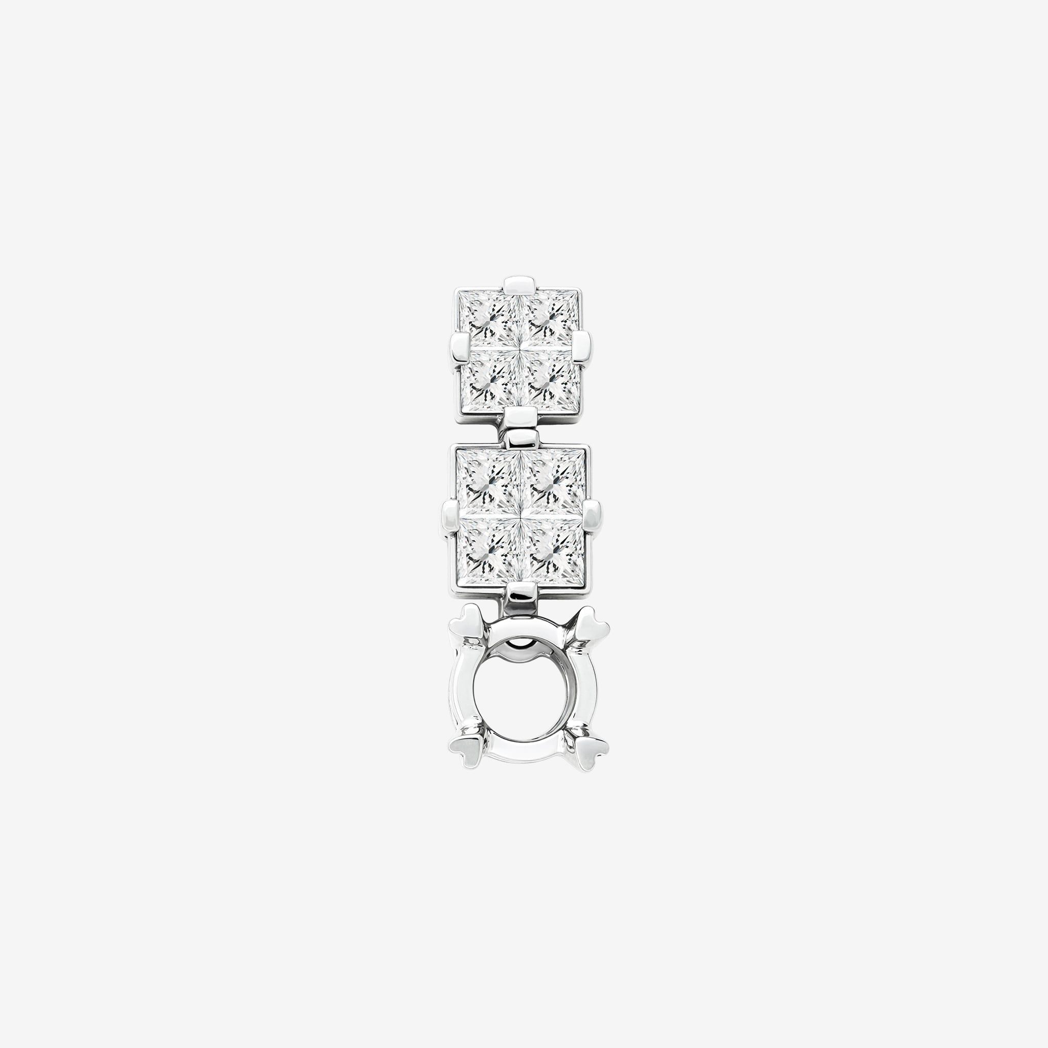 TRIPLE-TIER SEMI-SET DROP PENDANT