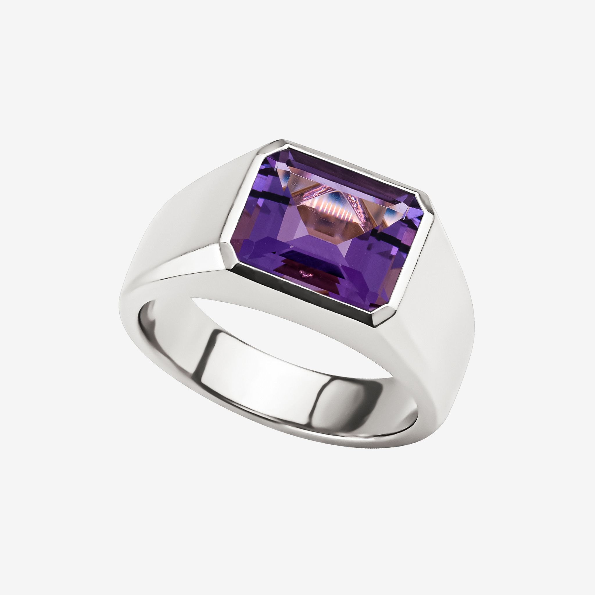 EMERALD CUT BEZEL RING