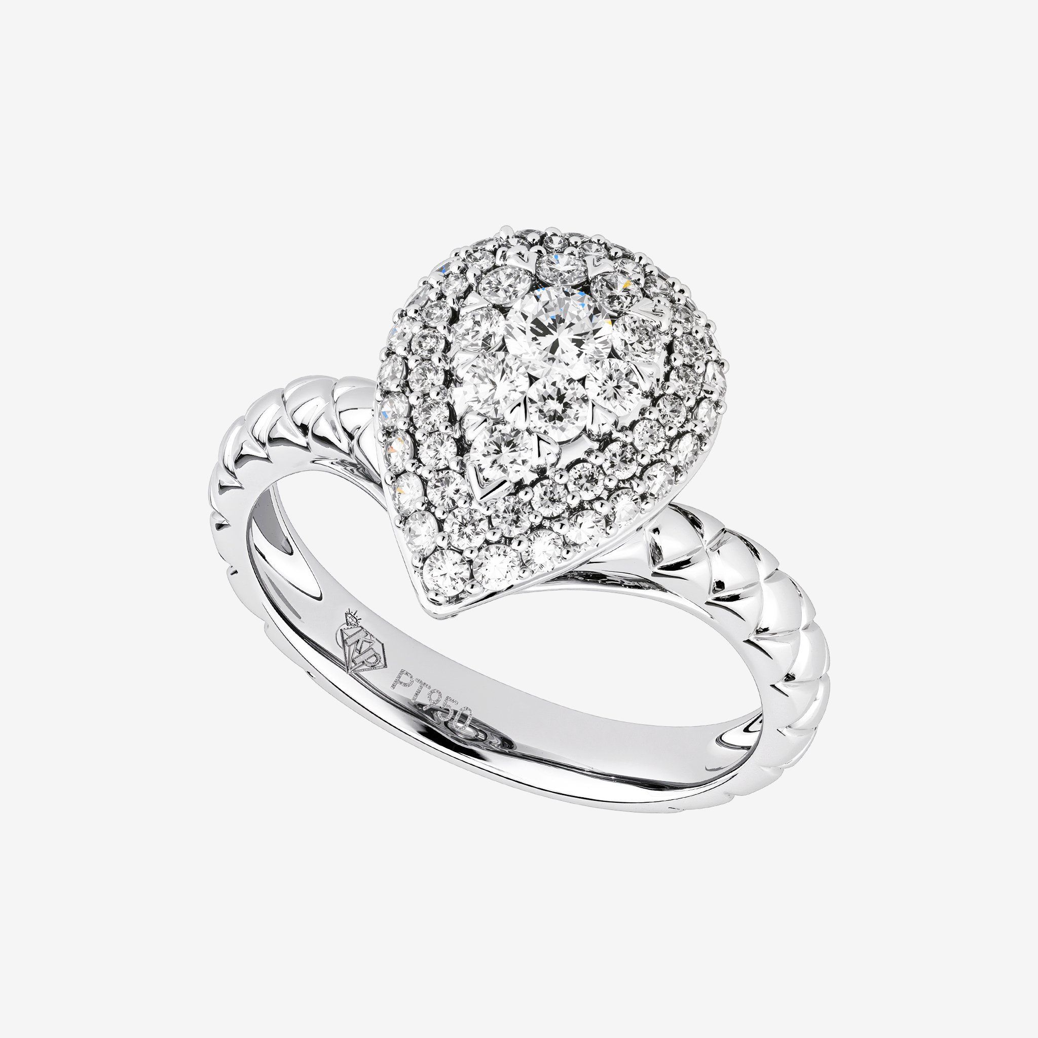 PEAR HALO CLUSTER RING